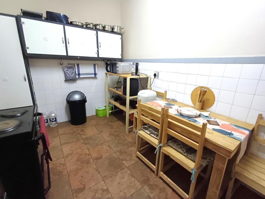 2 Bedroom Property for Sale in Uitenhage Central Eastern Cape